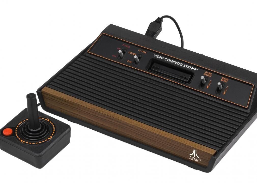 1977: Atari 2600 Game System